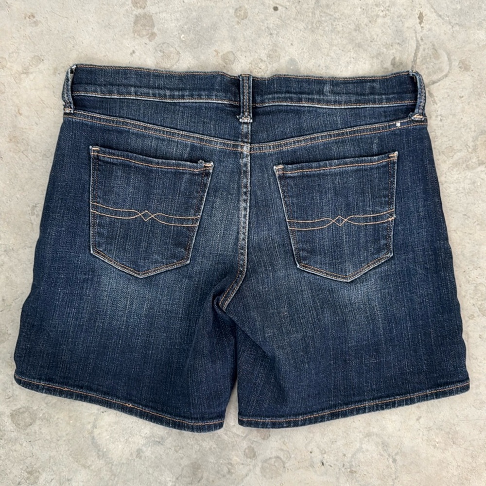 Lucky Brand The Roll Up Shorts Size 6/28 - Picture 3 of 8
